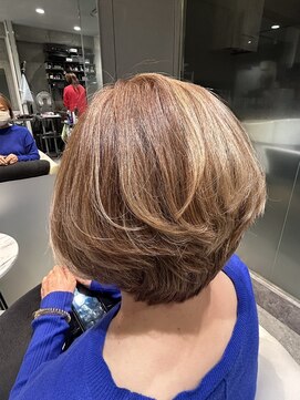 ショート/ショートボブ/大人ショート/白髪ぼかし/ハイライト