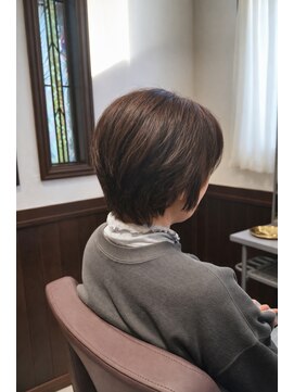 ヘア ラセター(Hair Lasseter) ショートボブ