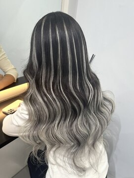 ラピス 大阪アメ村店(Lapis) エクステバレイヤージュ