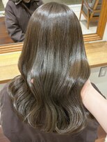 ヴェリーテ(Verite)&nbsp;【赤みが気になる方】シアーオリーブベージュ