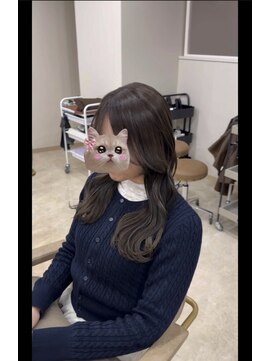 ラナン(Ranun) 【大人世代の艶】オリーブグレージュで魅せる、くびれセミロング