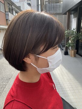 アフロート ショウナン(AFLOAT SHONAN) ショートとボブの間のショートボブ【赤荻樹】