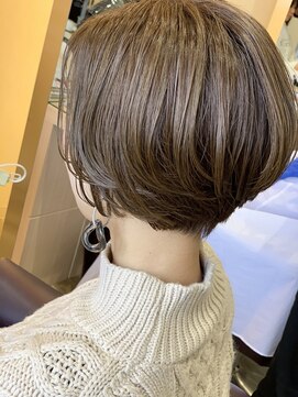 レーブバイファースト(reve by first) ショートボブ×ハイライト