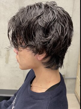 フイ 代々木(Hui) スパイラルパーマ/波巻き