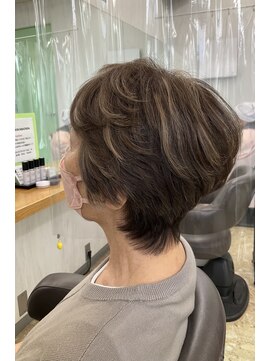 ウェーブハウスピッコロ(WAVE HOUSE Piccolo) 大人おしゃれショート