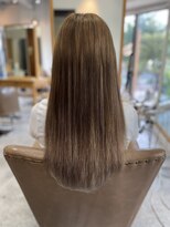 フツーロ 栄(FUTURO) プルエクステ エクステ アッシュカラー