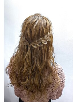 クレア(Crea) お呼ばれ編みおろし 結婚式 アレンジ パーティーヘアセット