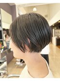 ショートボブ