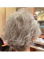 美容室ページボーイ&nbsp;大人ショート