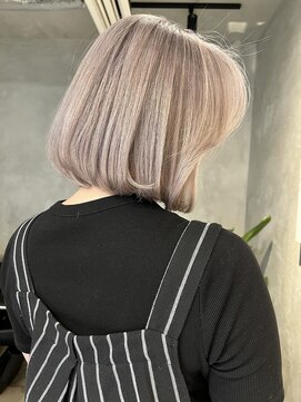 ブルックス ハイライト 大人ボブ レイヤーボブ バレイヤージュ ショート