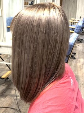 ココバイファニック(Coc. by funic) 艶カラー×ケアブリーチ  【関内】