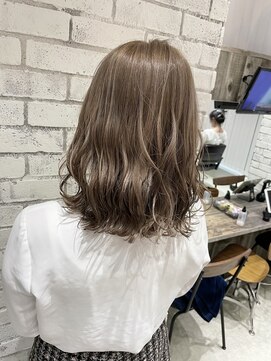 フェリア 渋谷(Feria) 【Feria渋谷】ミルクティーベージュ☆渡邉悟
