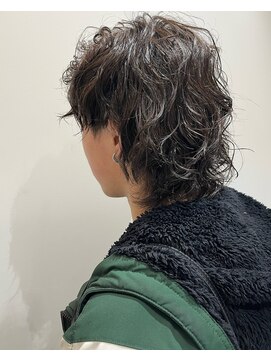 ウクラ バイ レシッド 池袋(uchla by rcid) ウルフレイヤースパイラルパーマメンズウルフニュアンスパーマ