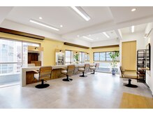 子連れで行っても大丈夫ですか？妊婦でも大丈夫ですか？友達と同時来店は大丈夫ですか？