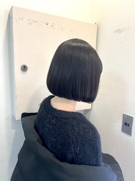 キャンバス バイ ネオリーブ 横浜西口(Canvas by neo.) 丸みボブ　酸性ストレート