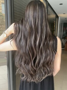 キング 梅田(K!ng) ハイライトカラーミルクティーベージュケアブリーチダブルカラー