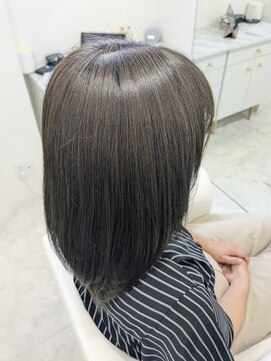ミシカ(MITHICA) 「脱普通のブラウン」アッシュグレージュ