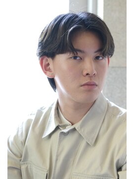 にもう ブルーブラック 韓国センターパート　メンズヘア　2