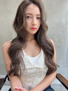 エイミー(Aimee) Aimee おすすめ ヘーゼルベージュ×リバース巻き