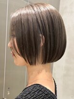 ソワネ 表参道(soigne)&nbsp;表参道白髪ぼかし顔周りレイヤーくびれショートボブアッシュ40代