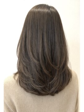 コルソ バイ ケーツー(CORSO by k-two) レイヤーカット/スモーキーベージュ/髪質改善トリートメント