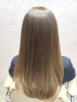 フッタ(Futta) 新宿ロングレイヤーグレーベージュ【西武新宿駅】