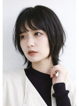 ねこびより 大人の抜け感ショート × ナチュラルウルフ