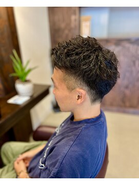 ノム(nomu) スパイキーショート