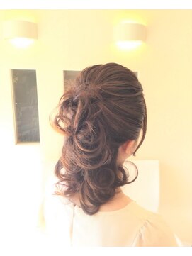 ニュアンス(nuance) アップスタイル