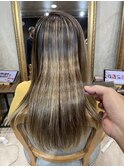 ハイライトの方をジュエリーシステム×LULUTr×縮毛矯正で艶髪♪