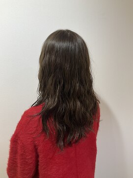 クク(coucou) オリーブベージュカラー