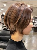 天神ショートボブヘアショートカットボブ前下がりボブ前髪なし