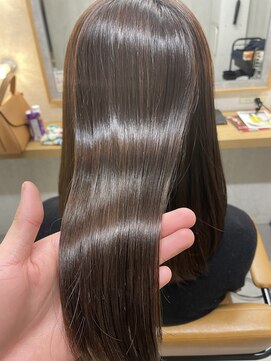 アレクサ 保谷(ALEXA) 自然なまとまり　しなやかな艶感　TOKIOトリートメント