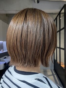 エリマ 調布(elima) 切りっぱなしボブ外ハネボブワンカラーモカブラウンカラー