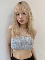 ランテルディ 渋谷(LANTERDIT)&nbsp;レイヤーカット ハイトーンベージュ ブリーチ 20代 10代 艶髪