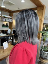 サニー サイド(Sunny Side)&nbsp;きりっぱなしロブ×バレイヤージュカラー