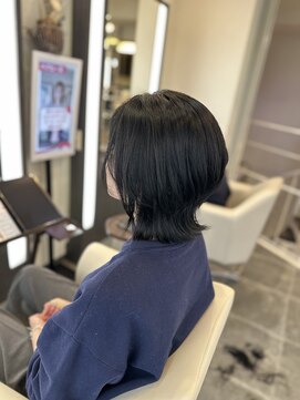 アイシー ヘアーメイク(ic hair make) 小顔見せと簡単スタイリングのミディア厶レイヤー