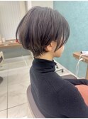 黒髪でもオシャレかわいいバッサリショート
