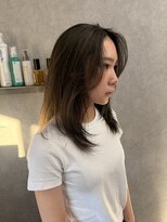 ニコ サガ(NIKO Saga)&nbsp;佐賀市/大人かわいいハッシュカット/レイヤーカット/寒色カラー