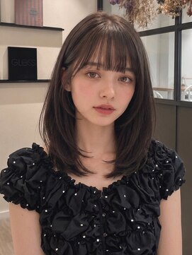 ユーフォリア 青山(Euphoria) 夏カラー×透明感アッシュブラウン小顔レイヤーカット