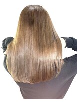 ロイジー(roijir) 【roijir 表参道】艶カラー☆イエローベージュ