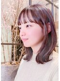 大人可愛い20代30代40代小顔ワンサイドショートボブ丸み前下がり