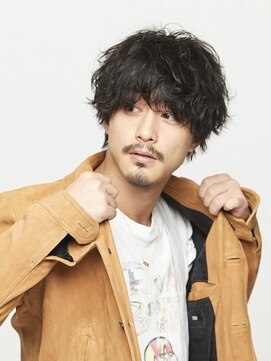 オーシャントーキョーオーバー 渋谷(OCEAN TOKYO OVER) スパイラルパーママッシュ黒髪2ブロックウルフ