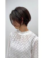 ジゼル(gisele)&nbsp;(小山)束感小顔ショート