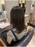 ベージュカラー