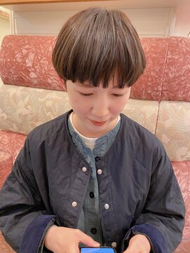 モリオ フロム ロンドン 大宮2号店(morio from London) 【なかじま ひびき】グレージュマッシュショート