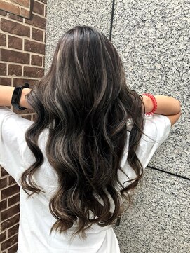 ニーゼロゼロナナ(2007) ハイライトカラー