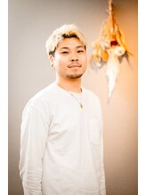 ロサ ブランシェ バイ エスト(Rosa Blanche by est) 篠崎 佳毅