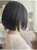 ショートボブ、丸み前下りボブ