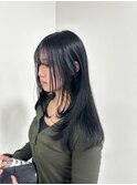 こなれレイヤー×20代透け感ブラック